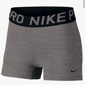 Nike Pro 3”